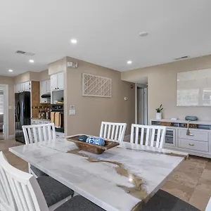  Villa Tranquil Paradise 4br - 2 Miles To Bucs Stadium