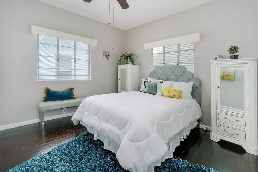 Holiday home No Ho Yellow Door Bungalow Tampa United States